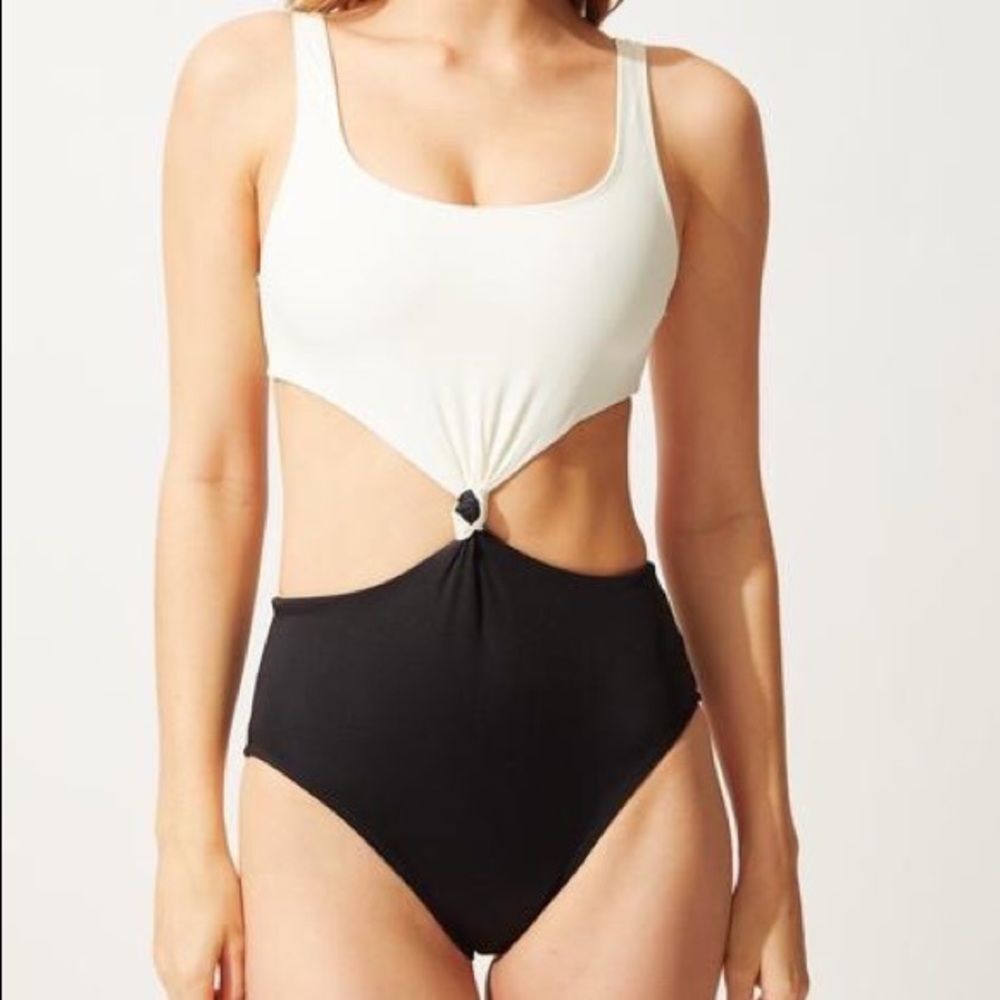 Solid & Striped The Bailey Cream Black